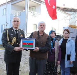 Сотрудники военного дипкорпуса Азербайджана посетили семью шехида в турецкой Мугле
