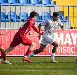 Футболисты &laquo;Нефтчи&raquo; разгромили &laquo;Араз-Нахчыван&raquo;