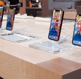 Один год - один телефон