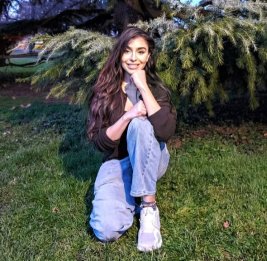 Лейла Алиева представила новое стихотворение