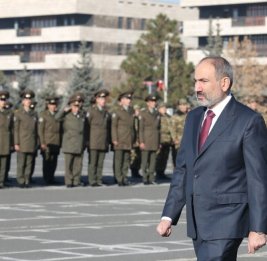 Между реваншизмом и примирением