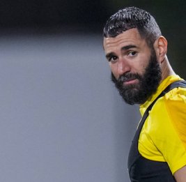 AFP: французский футболист Бензема перешел в "Аль-Хиляль"