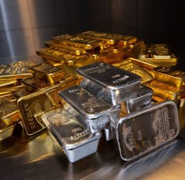 В Баку почтили память великого узбекского поэта и мыслителя Алишера Навои