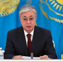 Токаев пригласил Шахбаза Шарифа посетить с госвизитом Казахстан