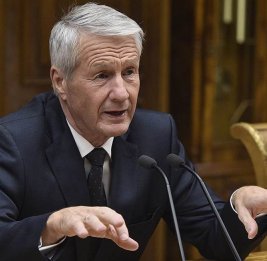 Эпштейн снова в деле