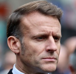 Макрон не исключил, что во Франции запретят ряд видеоигр и ИИ для детей