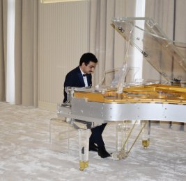 Когда музыка стирает границы: В Габале состоялся концерт пианиста с синдромом аутизма