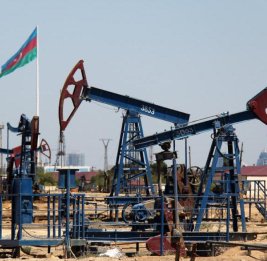 Цена азербайджанской нефти превысила 70 долларов