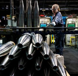 США намерены оштрафовать компании из-за задержек поставок боеприпасов Киеву