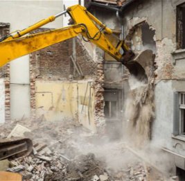 Снос домов в Баку: почему возникают споры о компенсациях?