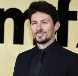 Дуров высказался об идее запрета соцсетей для детей