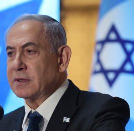 Суд в Израиле отменил два слушания по делу Нетаньяху из-за его встречи с Трампом в США