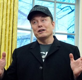 Маск анонсировал начало крупносерийного производства грузовиков Tesla Semi