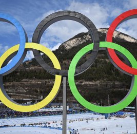 Японские фигуристы подали жалобу на покрытие подиума на Олимпиаде