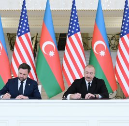В Баку состоялась церемония подписания &laquo;Хартии о стратегическом партнерстве между Правительством Азербайджанской Республики и Правительством Соединенных Штатов Америки&raquo;