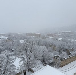 Шуша снова укутана белым покрывалом