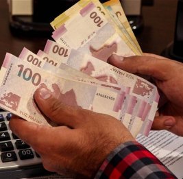 Среднемесячная заработная плата в Азербайджане составила около 1103 манатов