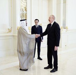Президент Ильхам Алиев принял делегацию во главе с президентом Арабского парламента