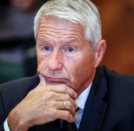 Ягланда лишили иммунитета из-за связей с Эпштейном