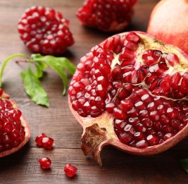 Азербайджан возобновил экспорт граната в Канаду