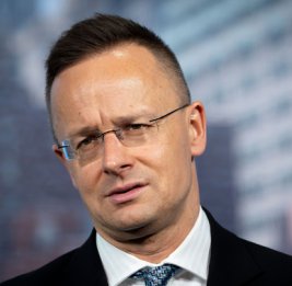 Сийярто: Европа ничего не должна Украине