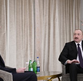 Ильхам Алиев: Азербайджан односторонне снял ограничения на транзит товаров в Армению