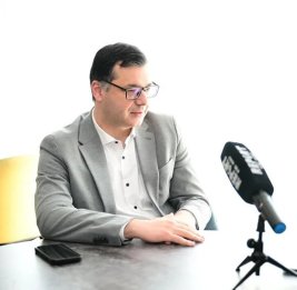 Олег Амирбеков назначен директором Русдрамы