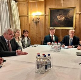 Украина обсудила с ЕС усиление санкций против России