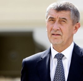 Премьер Чехии планирует посетить Баку в апреле