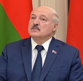 Лукашенко заявил, что передал представителям Франции "месседж" от Путина