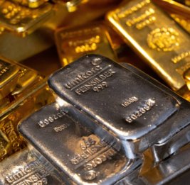 Золото и серебро подорожали на мировом рынке