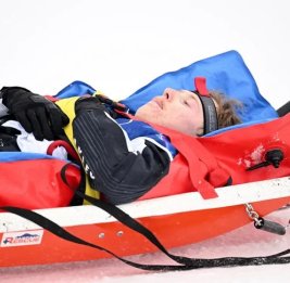 Очередная тяжелая травма на зимней Олимпиаде: новозеландский фристайлист получил перелом ключицы