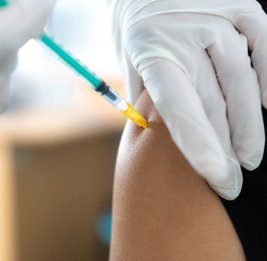 Ученые: болезнь пугает меньше, чем побочные эффекты от вакцинации