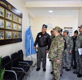 Министр обороны посетил подразделения ВВС, дал соответствующие указания