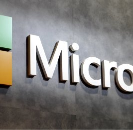 В Microsoft предупредили о скорой замене офисных работников ИИ