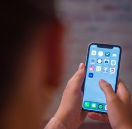 Норвежские школы без мобильных телефонов дали положительный эффект