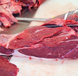 Сократились поставки мяса на азербайджанский рынок