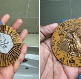 Медали Игр в Париже-2024 заменяются на новые