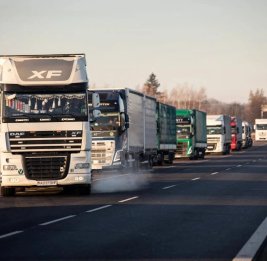 AYNA: Ограничения на грузоперевозки через ирано-азербайджанскую границу не вводились