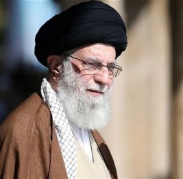 В мэрии Тегерана заявили о гибели сына и невестки Али Хаменеи