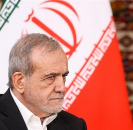 Пезешкиан осудил удар по школе для девочек на юге Ирана