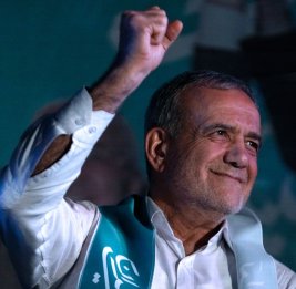 Президент Ирана Пезешкиан выжил после атаки США и Израиля, заявил его сын