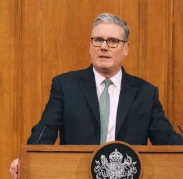 Британия разрешила США использовать ее базы для ударов по Ирану