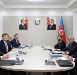 Премьер-министр Али Асадов встретился с делегацией bp