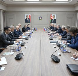 Встретились сопредседатели российско-азербайджанской Межправительственной комиссии по экономическому сотрудничеству