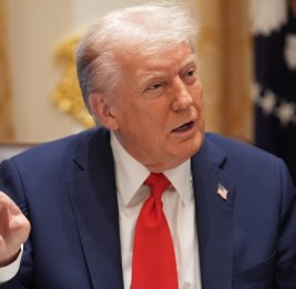 "Еще даже не начали": Трамп анонсировал большую волну атак на Иран