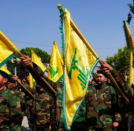 Ливанские власти требуют от "Хезболлы" заниматься только политикой