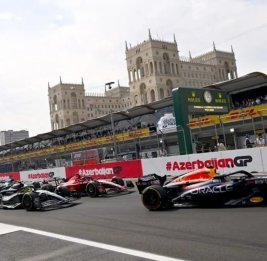 В Баку началась установка паддока к Гран-при Азербайджана