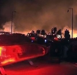 Морпехи США открыли огонь по протестующим, штурмовавшим консульство в Карачи