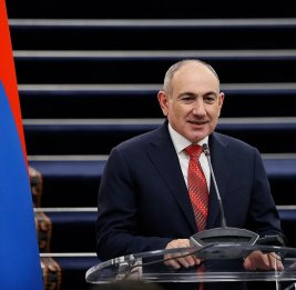 Пашинян: Азербайджан и Армения продолжают строить мир